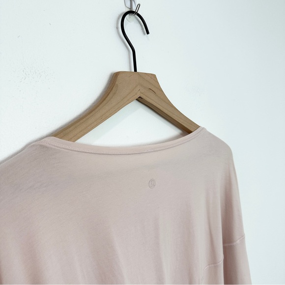 Lululemon Back In Action Long Sleeve Top Pink Athleisure Athletic - Picture 3 of 3